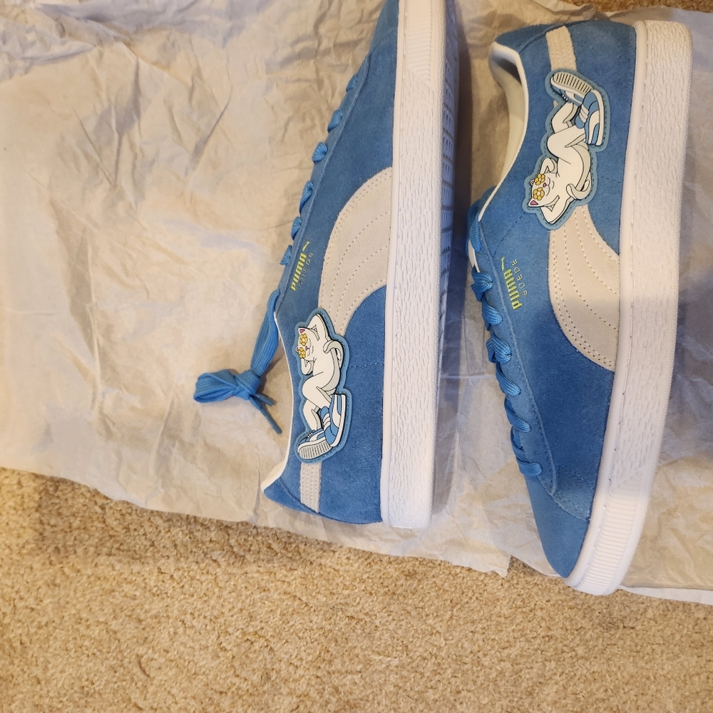 RipNDip brand new light blue suede pumas.